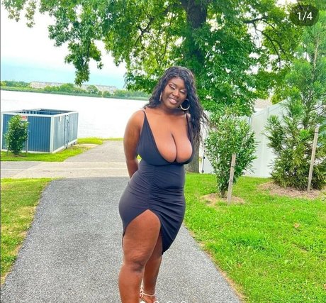 elleblack onlyfans pics leaked