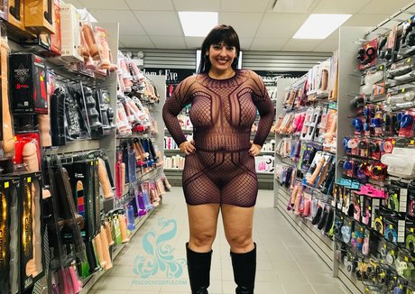 Peacock Couple onlyfans leams