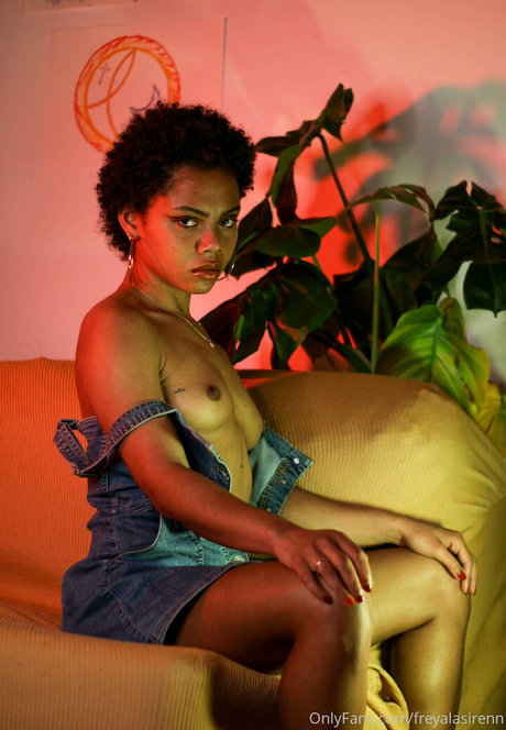 freyalasirenn Profile pic