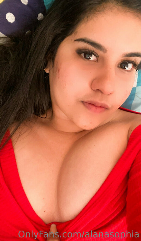 alanaahot onlyfans pics
