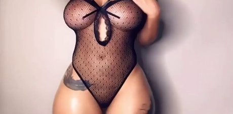 Tiffanieray onlyfans nude pics