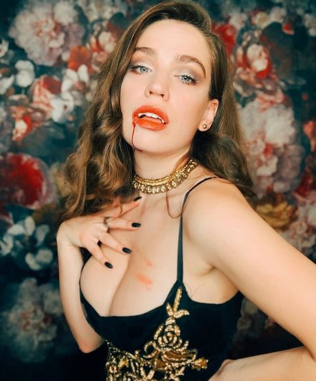 Stephanie Oustalet leaked onlyfans pictures