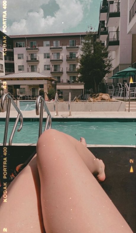 Stephanie Oustalet onlyfans boobs