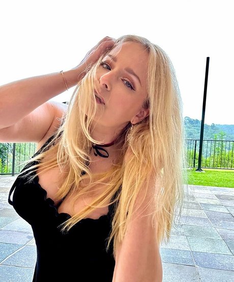 Luciana Vendramini onlyfans content