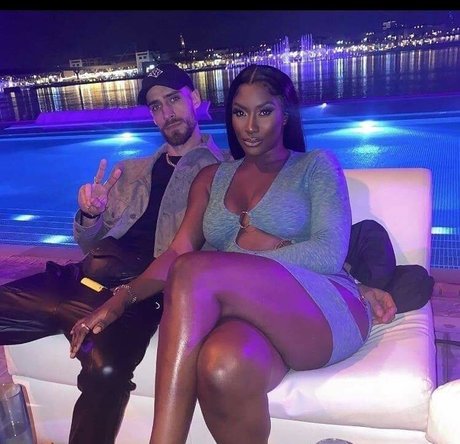 Aya Nakamura onlyfans nude porn