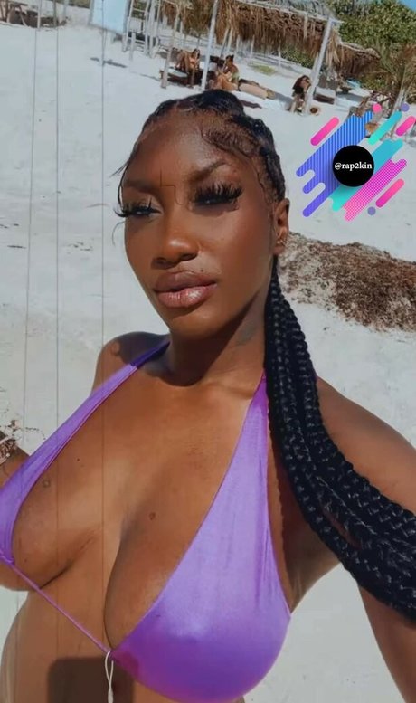 Aya Nakamura leaked onlyfans