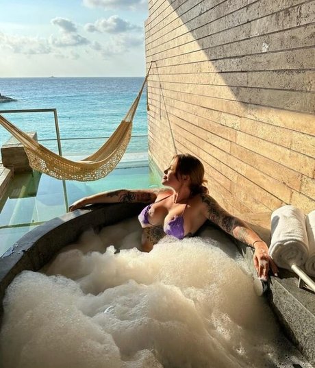 RobbieCal onlyfans gratis