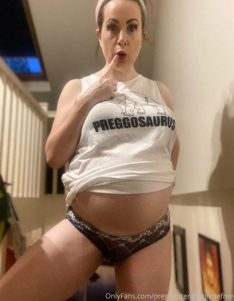 pregnantenglishrosefree leaked only fans nudes