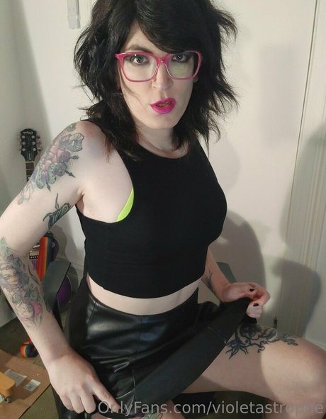 Violet Nothing onlyfans naked leak