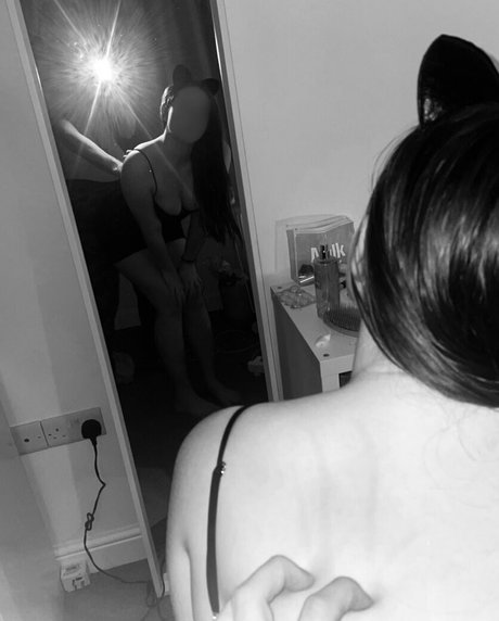 shawn charlotte topless onlyfans