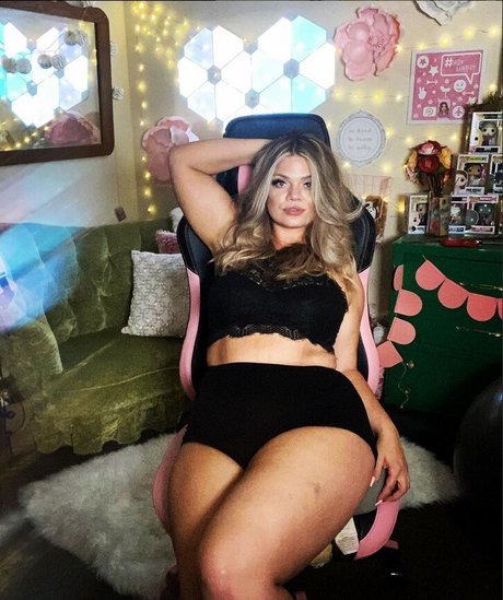 Lindsywood only fans leaked porn