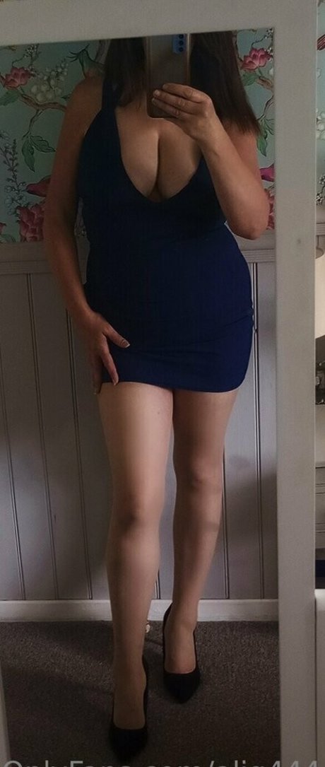 alig44444 only fans pic