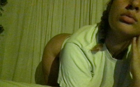 lzzle onlyfans sextape