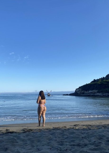 lzzle naked onlyfans leaked