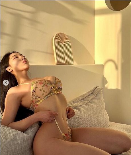 Stella Xu Profile pic