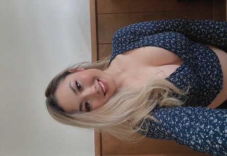 lindaafreckles onlyfans leak ass