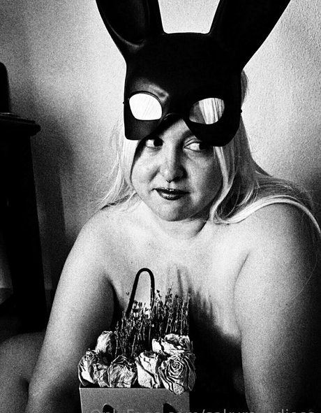 sakura odiosa naked onlyfans