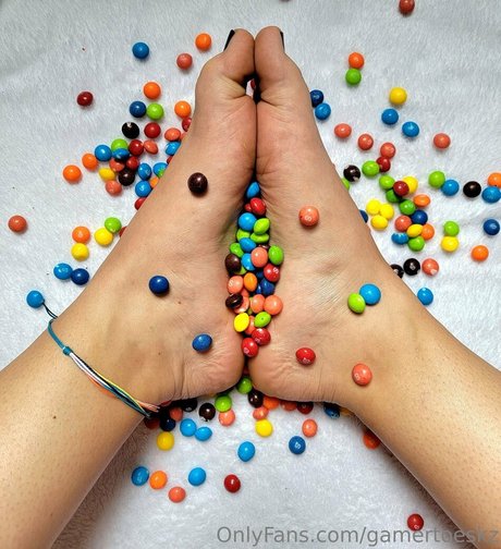 GamertoesKZ onlyfans page