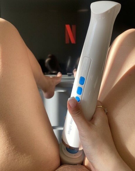 hellomsmei onlyfans model photo