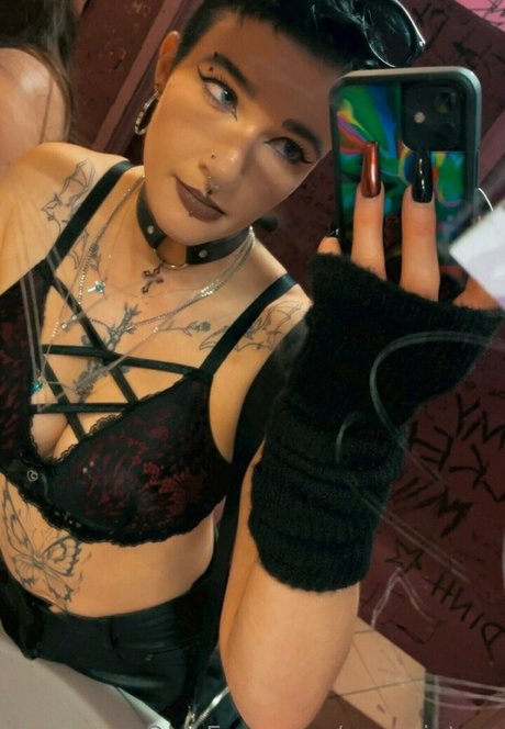 Eve winters onlyfans leaks xxx