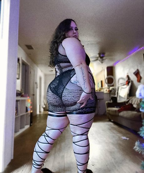 Yumi Analiyah only fans free