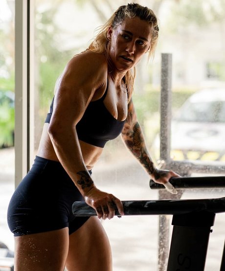 Danielle Brandon onlyfans nudes