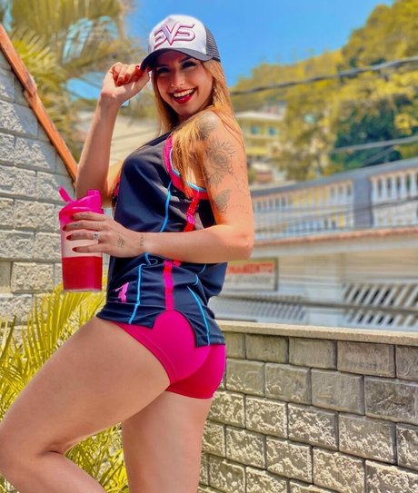 Leticia Ferrazzani onlyfans leake