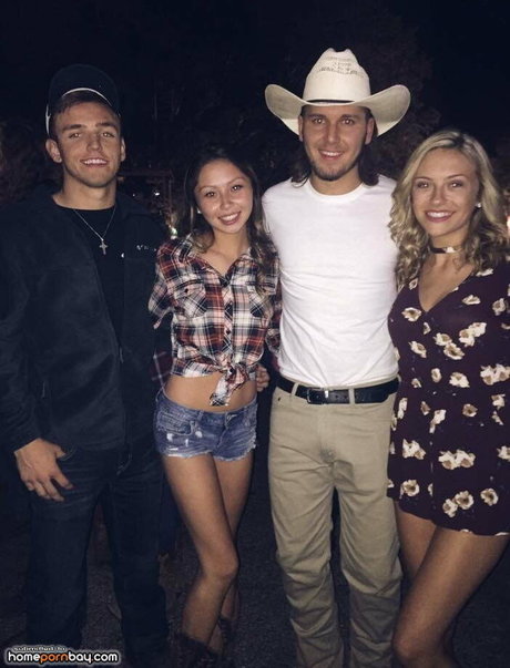 Holly Cloar nude onlyfans leaked