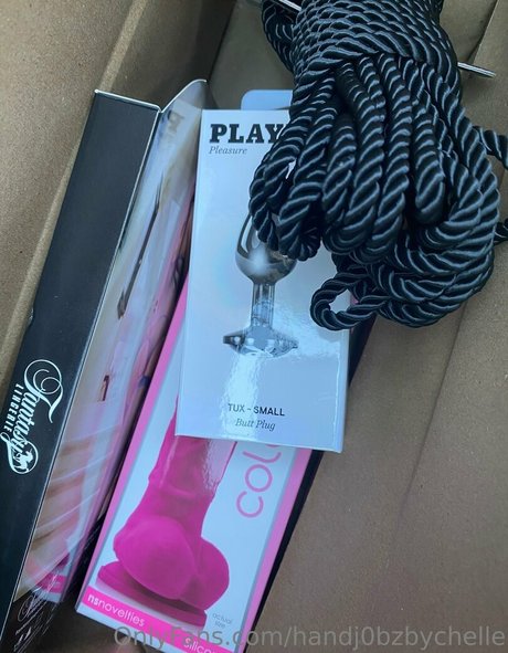 handj0bzbychelle onlyfans nudes porn