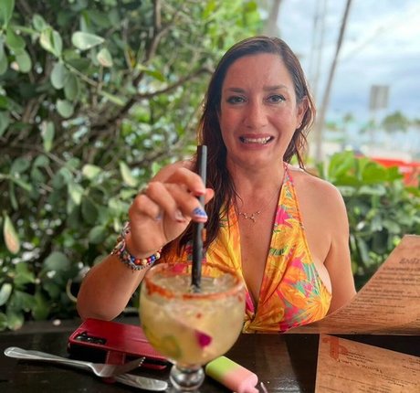 Lovebush1313 onlyfans topless