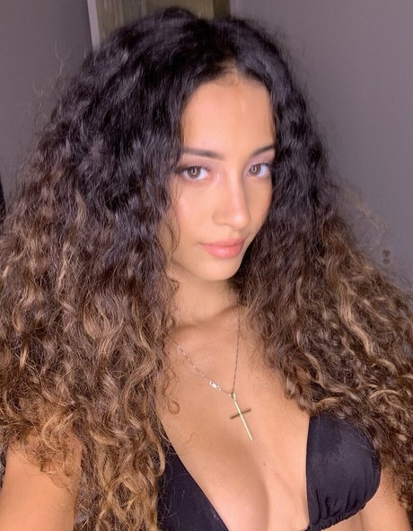 Ally Casper fans only