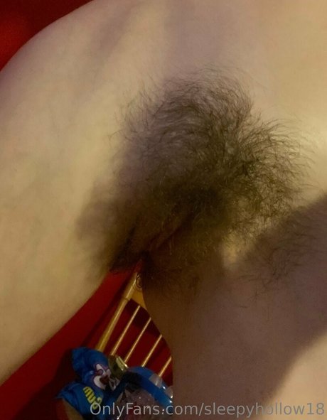 sleepyhollow18 onlyfans images