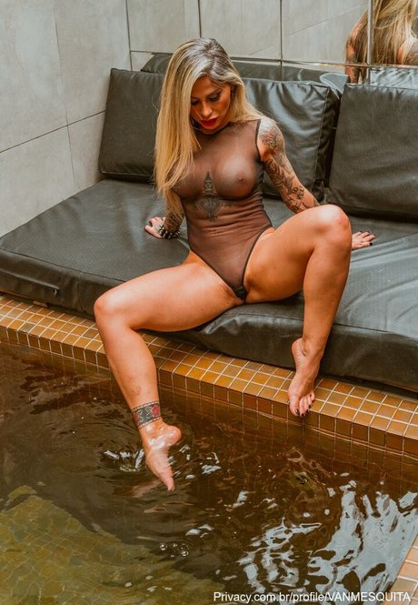 Vanessa Mesquita onlyfans photos