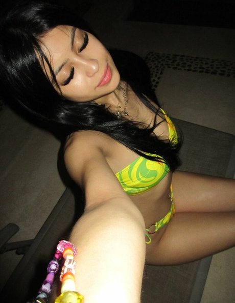 Desiree Montoya onlyfans leaks nudes