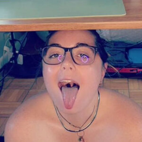 IsSheABrat nude onlyfans pics