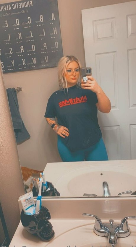 blondekittycattt leaked onlyfans pictures