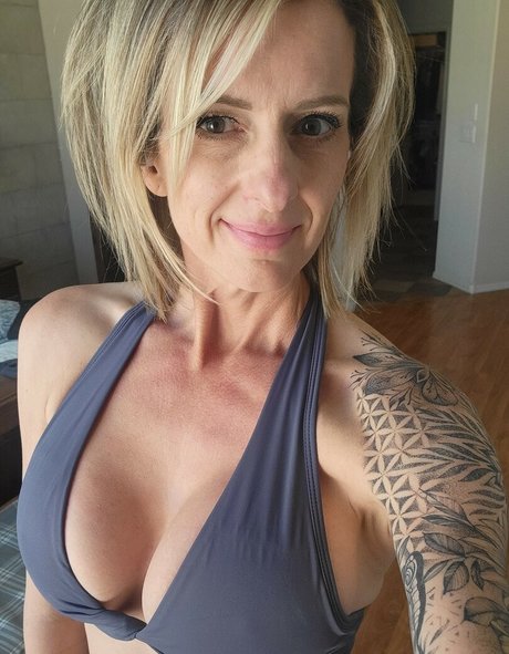 sweet n sexy erin only fans pic