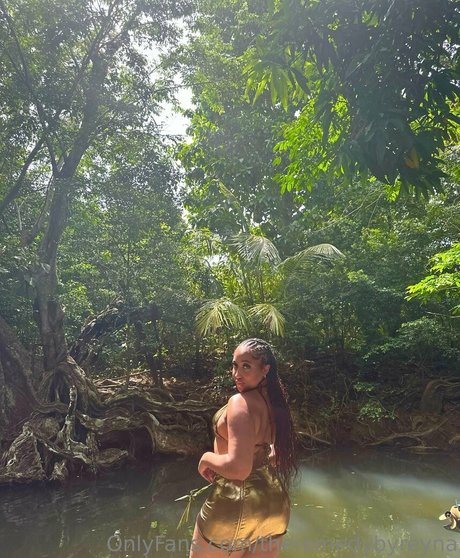 theremedybyreyna onlyfans leaka