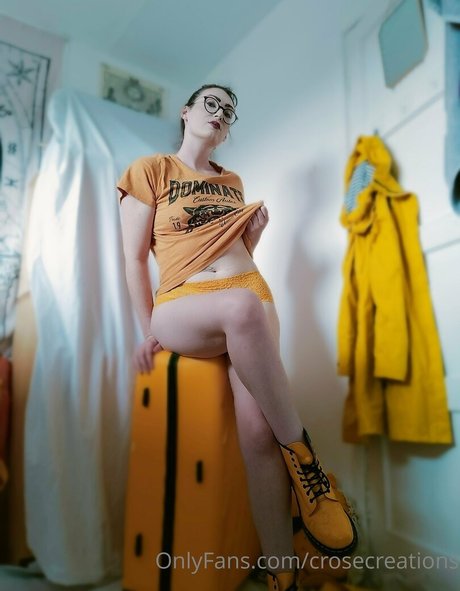 crosecreations nudes onlyfans