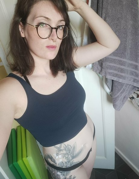 crosecreations onlyfans leaks porn