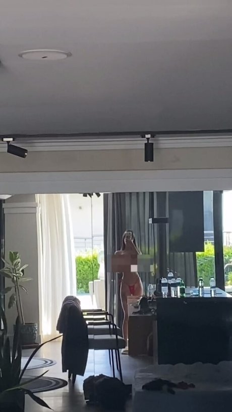 crysstail naked onlyfans leak