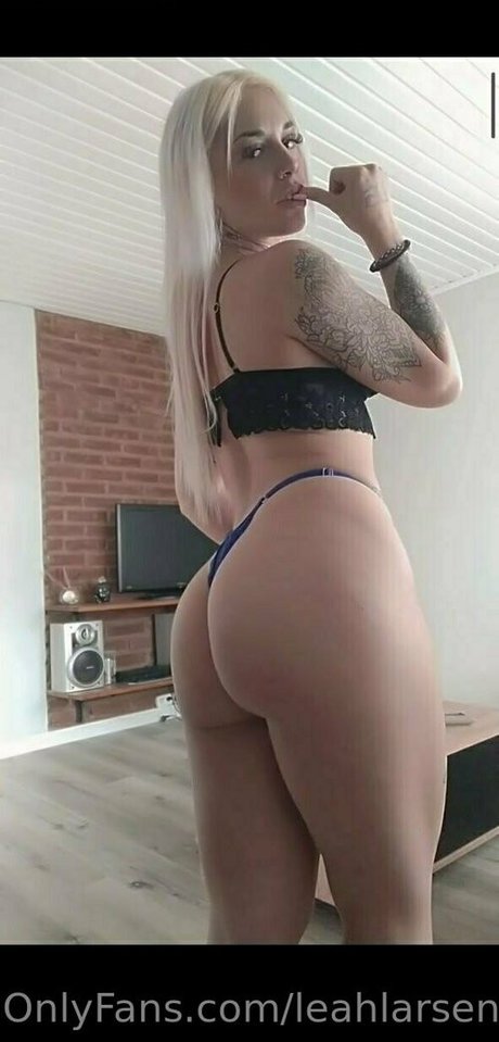 leahlarsen onlyfans x