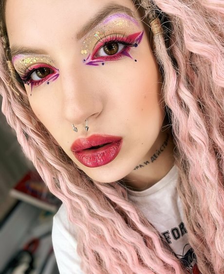 dear anasteisha8 nude on onlyfans