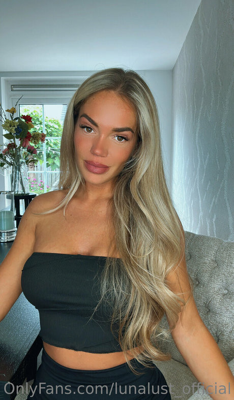 lunalust official onlyfans sex