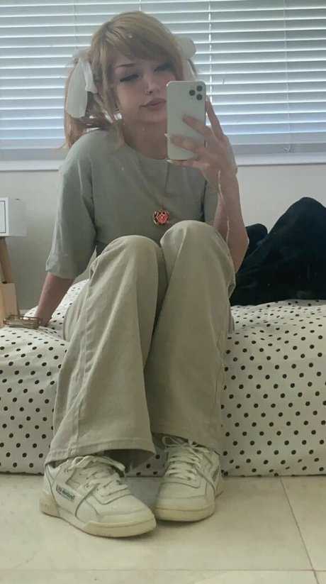 yourluvrgrl nude onlyfans leaks