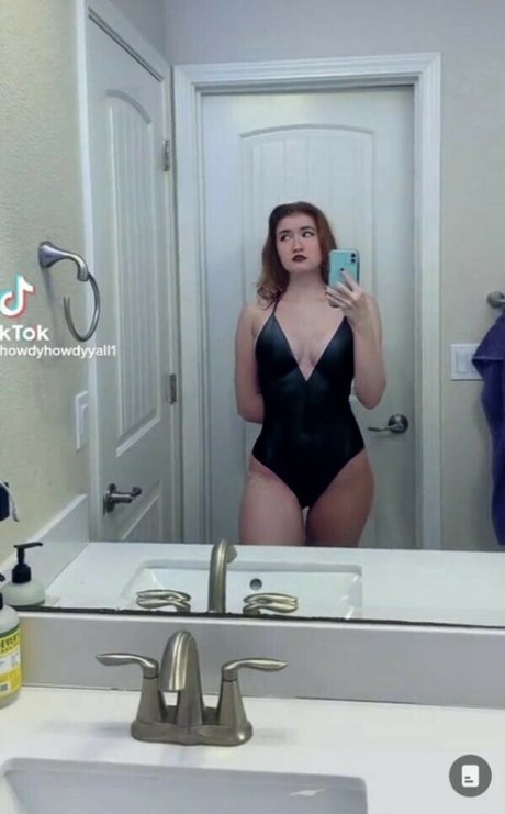 Howdyhowdyyall1 boobs onlyfans