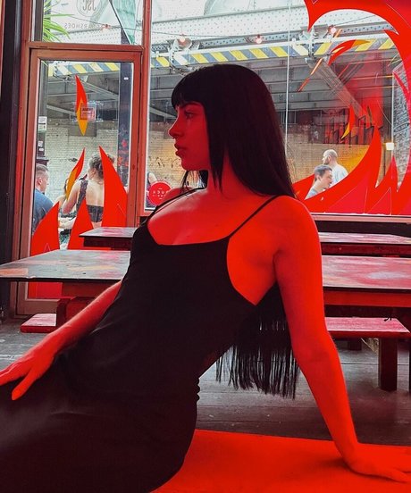 Chloe Hodgson sex tape onlyfans