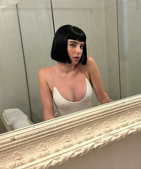 Chloe Hodgson leaked nude onlyfans