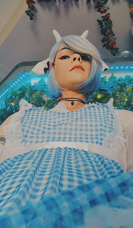 slyfemboylovetoy nude onlyfans leaked