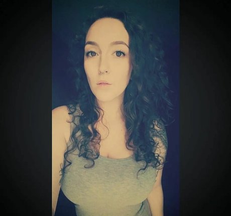 etidsteaz29 onlyfans leak nudes